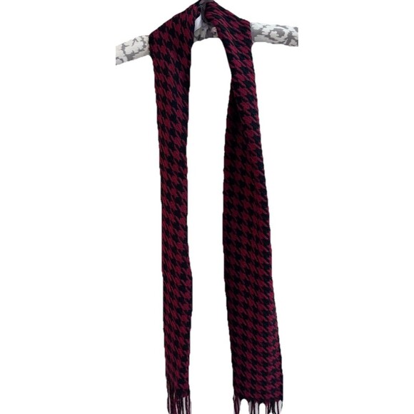 Catherines Red Black Houndstooth Scarf Women's One Size Winter Fall Fringe Knit - Picture 1 of 5